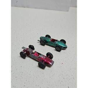 Matchbox Lesney Superfast 19d Lotus Racing Car & Ferrari 1971 vintage toys